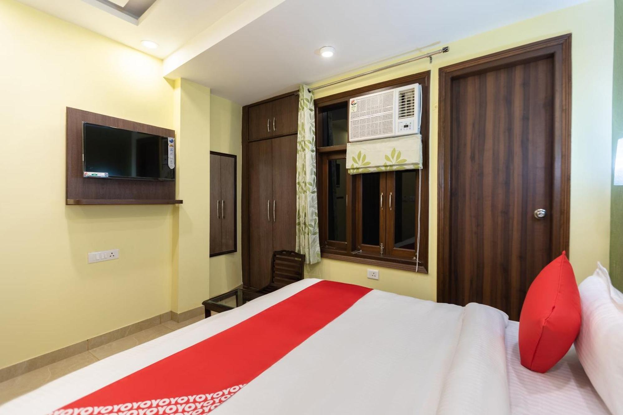 Super Oyo Hotel O Red Stone Inn New Delhi Bagian luar foto