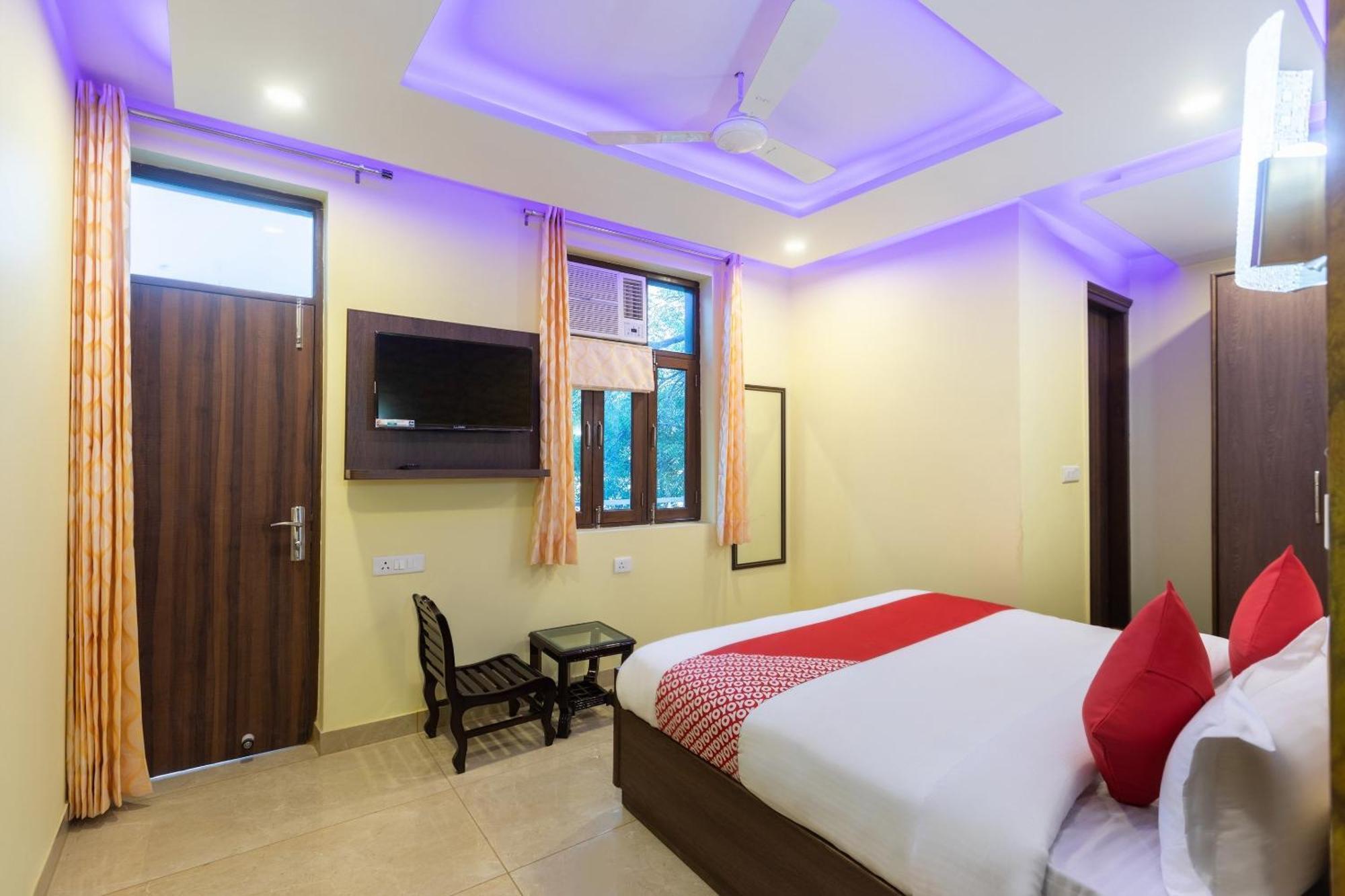 Super Oyo Hotel O Red Stone Inn New Delhi Bagian luar foto