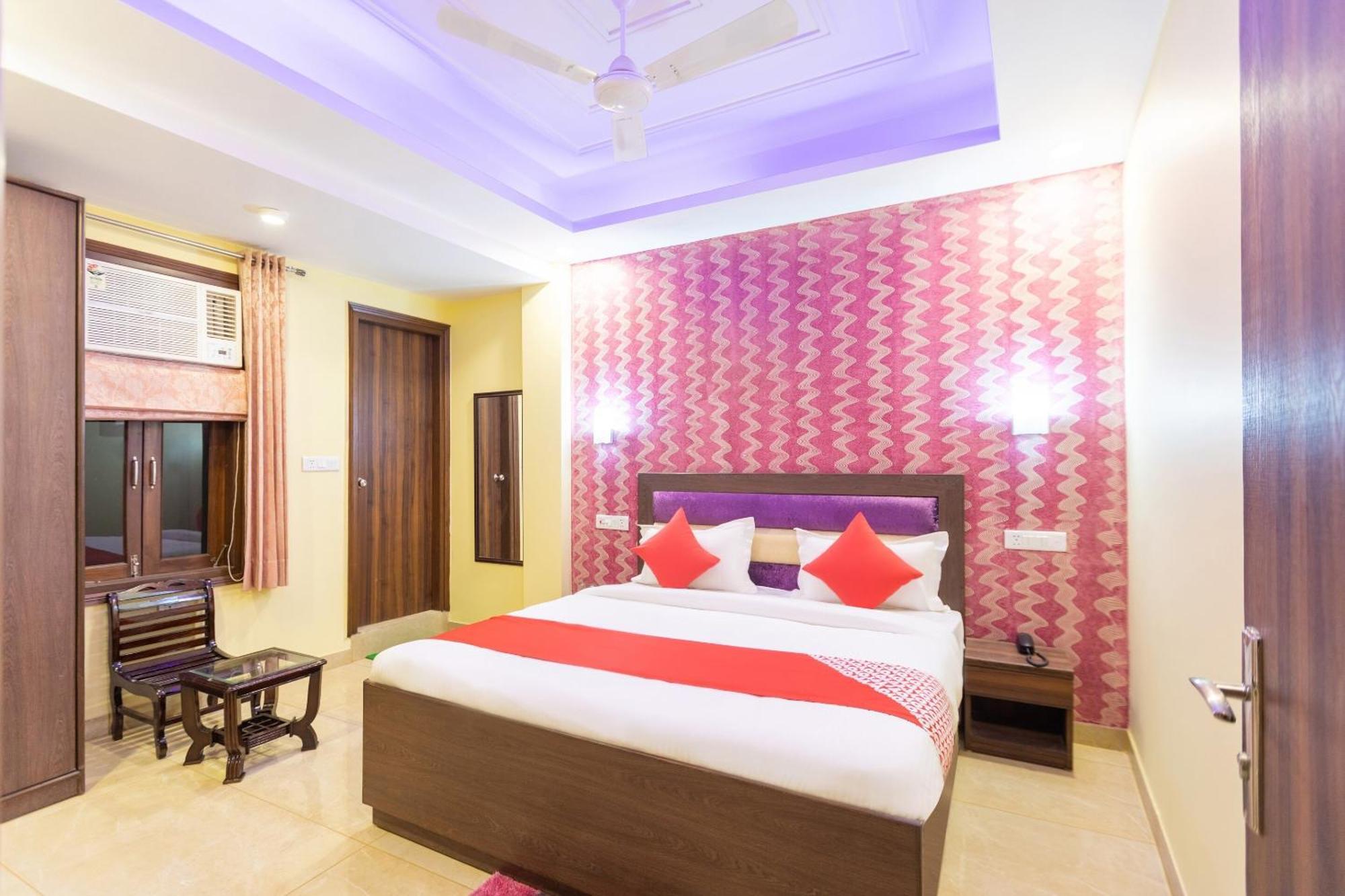 Super Oyo Hotel O Red Stone Inn New Delhi Bagian luar foto